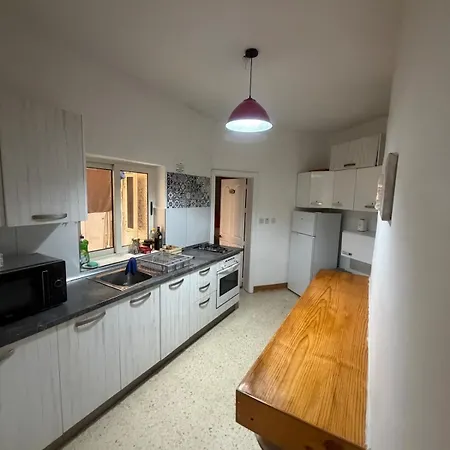 3-bedroom Near Balluta Bay, * Sliema
